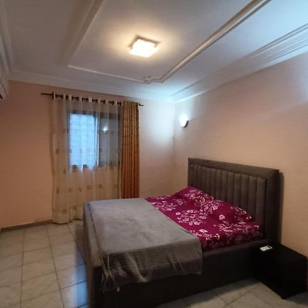 Residence Deluxe Yaoundé Dış mekan fotoğraf