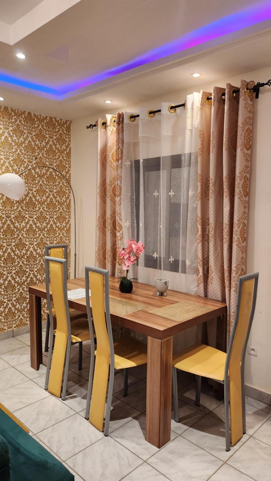 Residence Deluxe Yaoundé Dış mekan fotoğraf